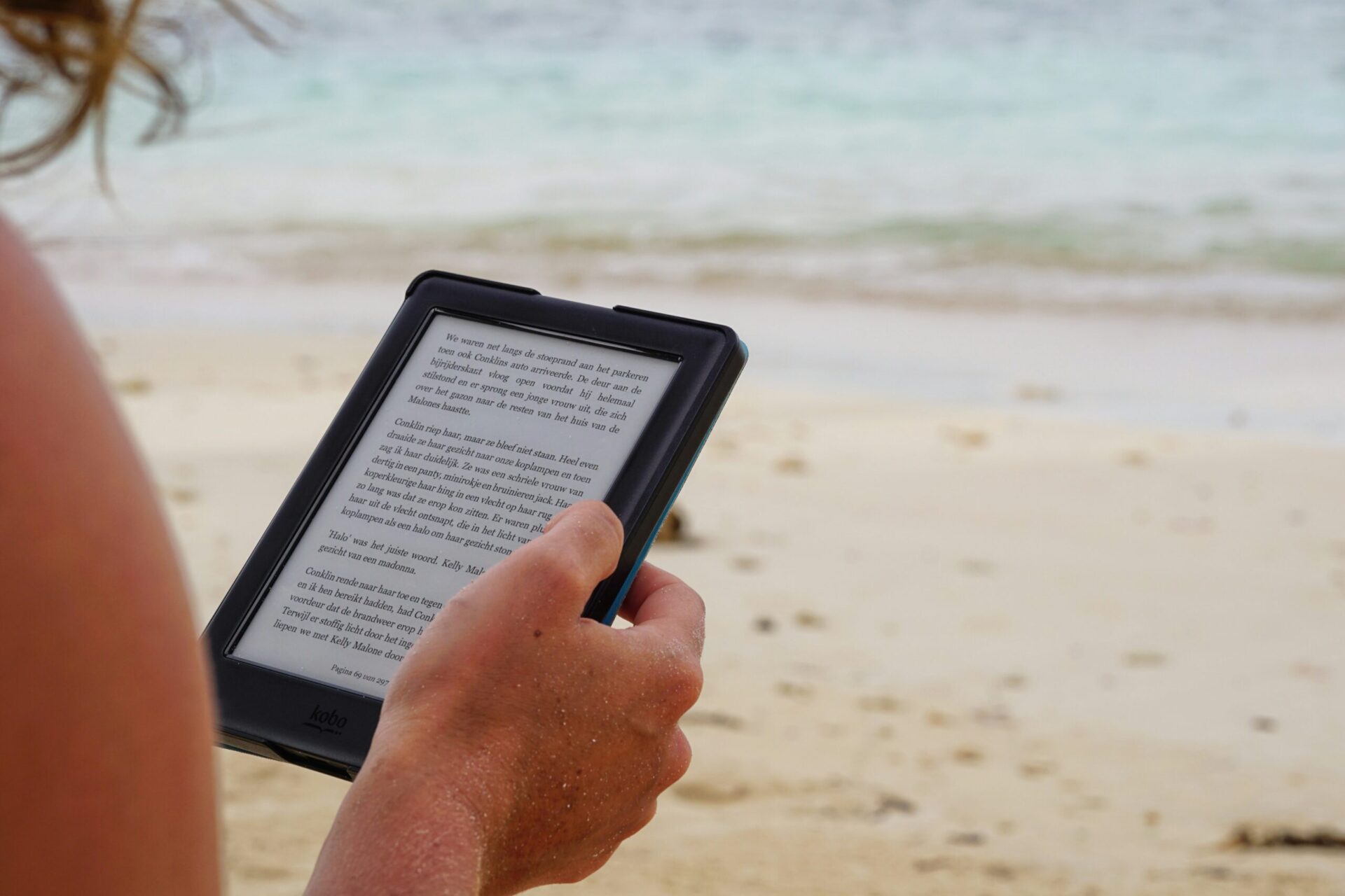 Kindleとタブレットの漫画比較